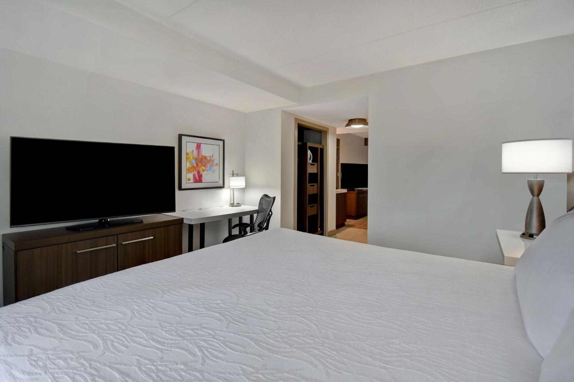 רומולוס Hilton Garden Inn Detroit Metro Airport מראה חיצוני תמונה